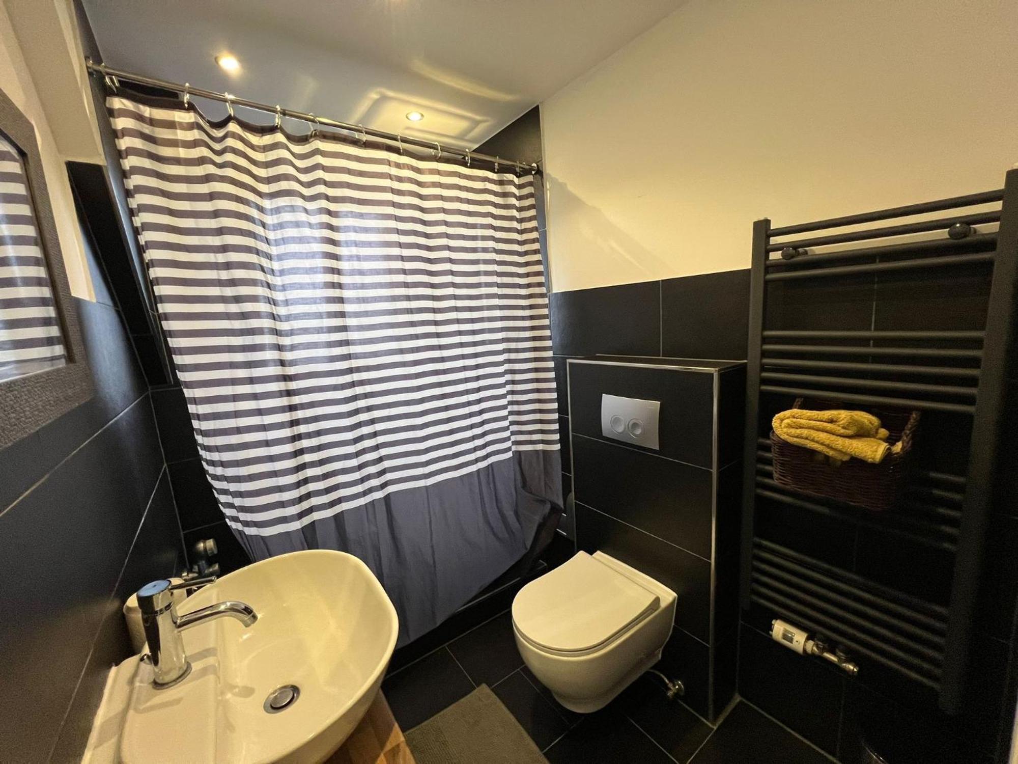 Appartamento Wu Flats Wuppertal Esterno foto